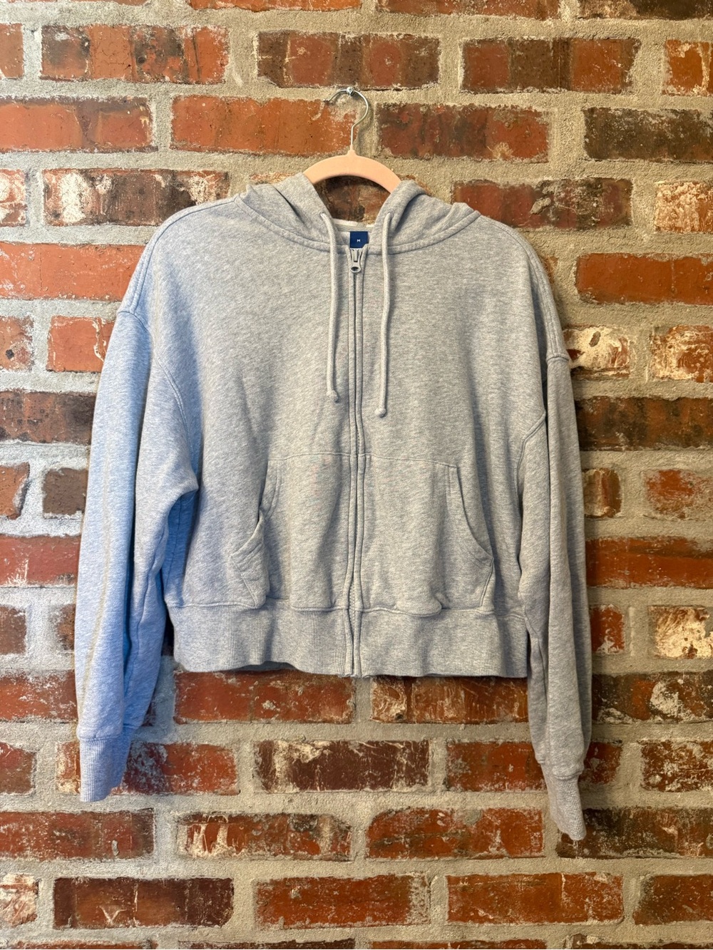 J42 -Old Navy Light Gray Hooded Zip-Up Sweatshirt